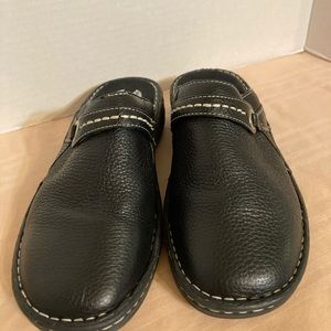 Gravity Defyer Shoes